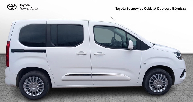 Toyota Proace City Verso cena 69900 przebieg: 126000, rok produkcji 2021 z Krzyż Wielkopolski małe 154